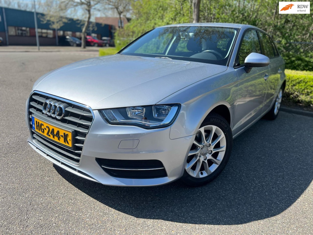 Audi A3 Sportback - 1.2 TFSI Attraction Cruise control Airco - AutoWereld.nl
