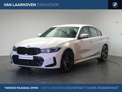 BMW 3-serie - 330e High Executive M Sport Automaat / Trekhaak / Adaptief M Onderstel / Sportstoelen / St