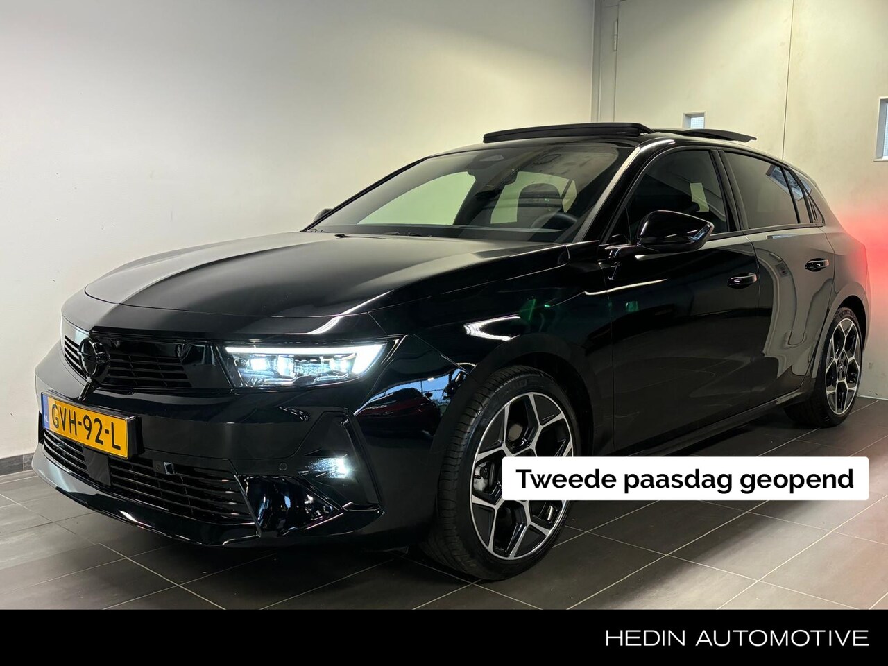 Opel Astra - 1.2 Turbo 136 PK Hybrid Ultimate | Open dak | Navigatie | Ad. Cruise | Alcantara/leder | S - AutoWereld.nl
