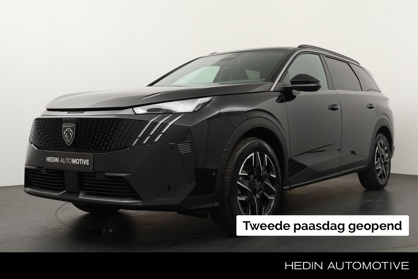 Peugeot 5008 - 1.2 Hybrid 136 Allure | Navigatie | Camera rondom | ECC | Draadloze telefoonlader | Keyles - AutoWereld.nl