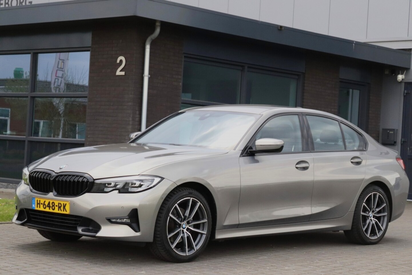 BMW 3-serie - 320i Sport Line High Exe 1e eig Dealer OH - AutoWereld.nl