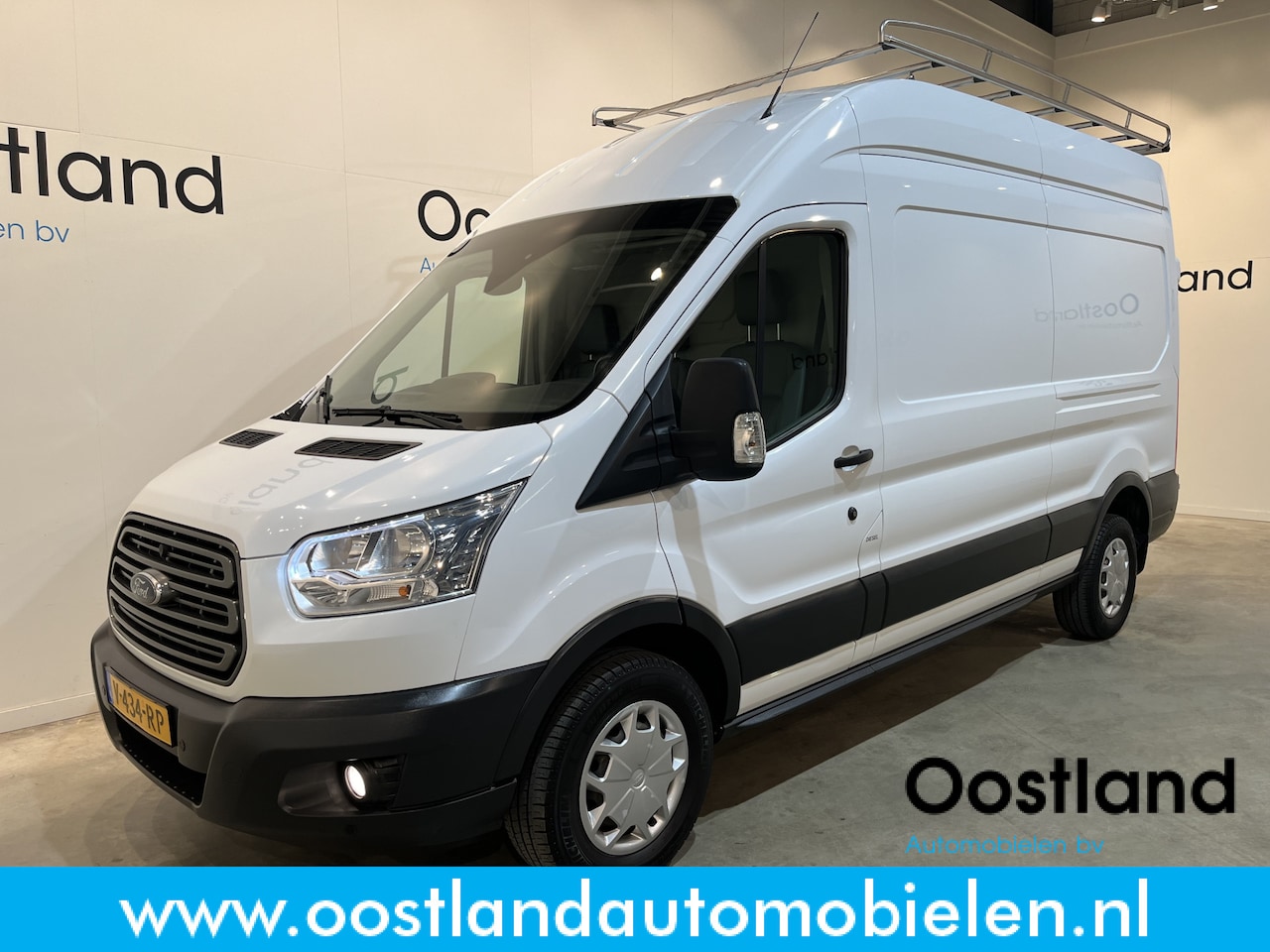 Ford Transit - 350 2.0 TDCI L3H3 Trend 170 PK RWD / Euro 6 / Airco / Cruise Control / Trekhaak / Camera / - AutoWereld.nl