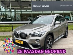 BMW X1 - xDrive25i High Executive / Automaat / Trekhaak afneembaar / Harman/Kardon / 230PK / Stoelv