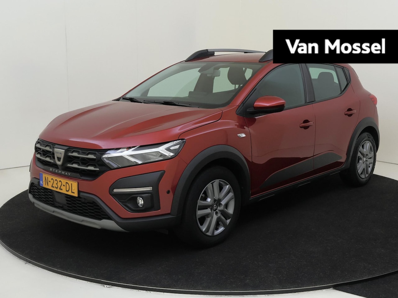Dacia Sandero Stepway - 1.0 TCe 100 Bi-Fuel Comfort 1.0 TCe 100 Bi-Fuel Comfort - AutoWereld.nl