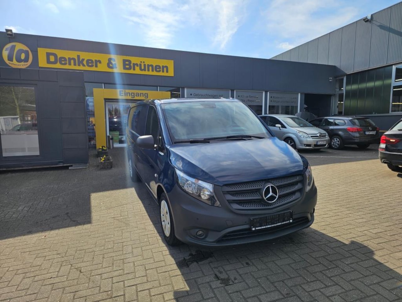 Mercedes-Benz Vito - 116 CDI Extra Lang - Navigatie, CruiseControle - AutoWereld.nl
