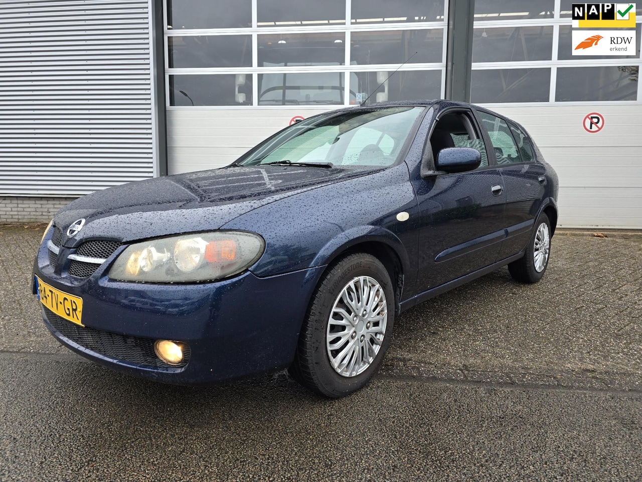 Nissan Almera - 1.5 Visia Nw apk 5drs - AutoWereld.nl