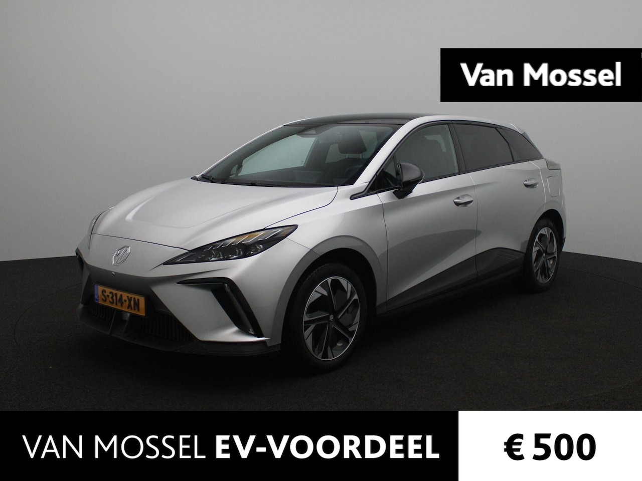 MG 4 - Long Range Luxury 64 kWh | Navigatie | Led Koplampen | 360 Camera | Apple CarPlay | Getint - AutoWereld.nl
