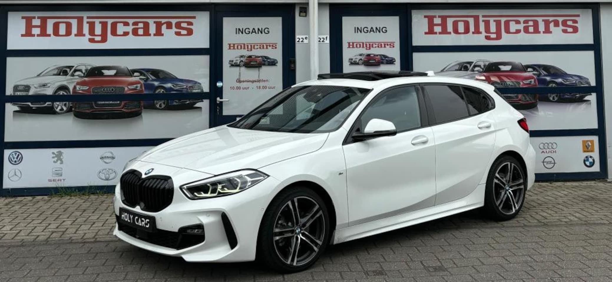BMW 1-serie - 118i M SPORT AUTOMAAT | PANO | VIRTUAL | SFEERVERLICHTING | CARPLAY | - AutoWereld.nl