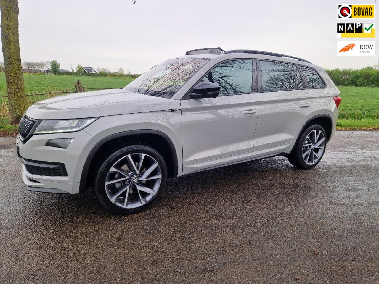 Skoda Kodiaq - 1.5 TSI Sportline Business 1.5 TSI Sportline Business, pano, trekhaak achterbank verw. - AutoWereld.nl