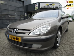 Peugeot 607 - 2.2-16V Executive / AUTOMAAT / PDC / NAV