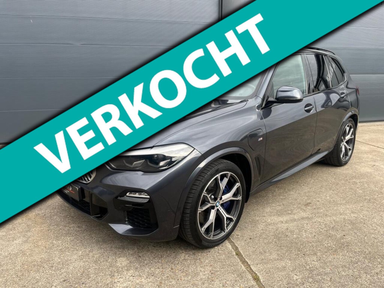 BMW X5 - XDrive45e High Executive M Pakket / H&K / head up / elektrische trekhaak . - AutoWereld.nl