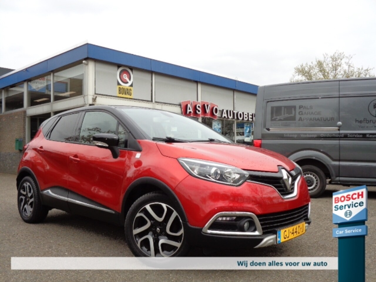 Renault Captur - TCe 90PK Helly Hansen Navi Trekhaak,PDC - AutoWereld.nl