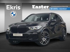 BMW X5 - xDrive40i High Executive M Sportpakket 22'' / Panoramadak / Active Steering / Harman Kardo