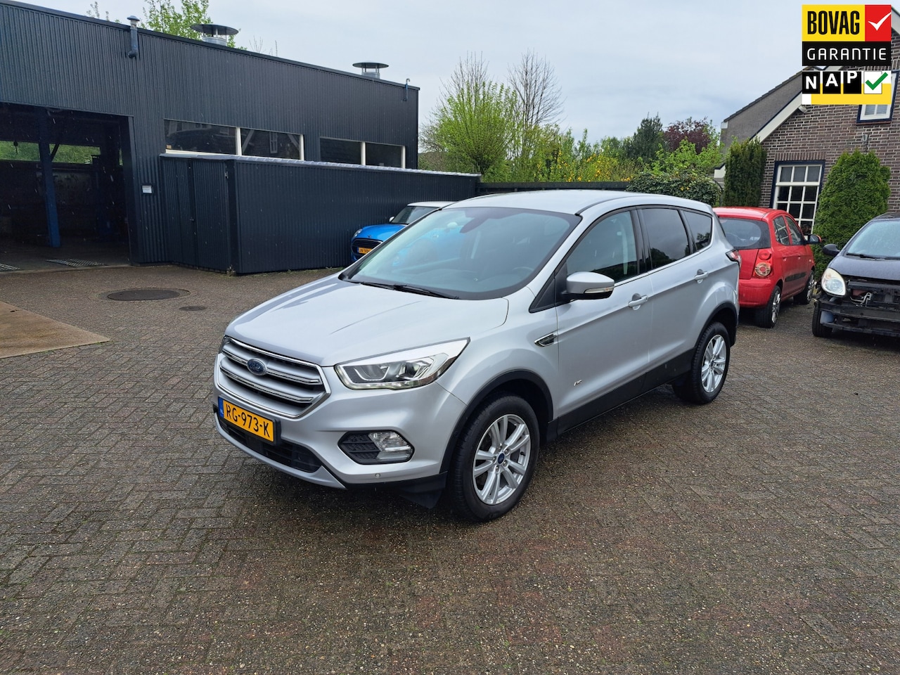 Ford Kuga - 1.5 EcoBoost Titanium 1.5 EcoBoost Titanium - AutoWereld.nl