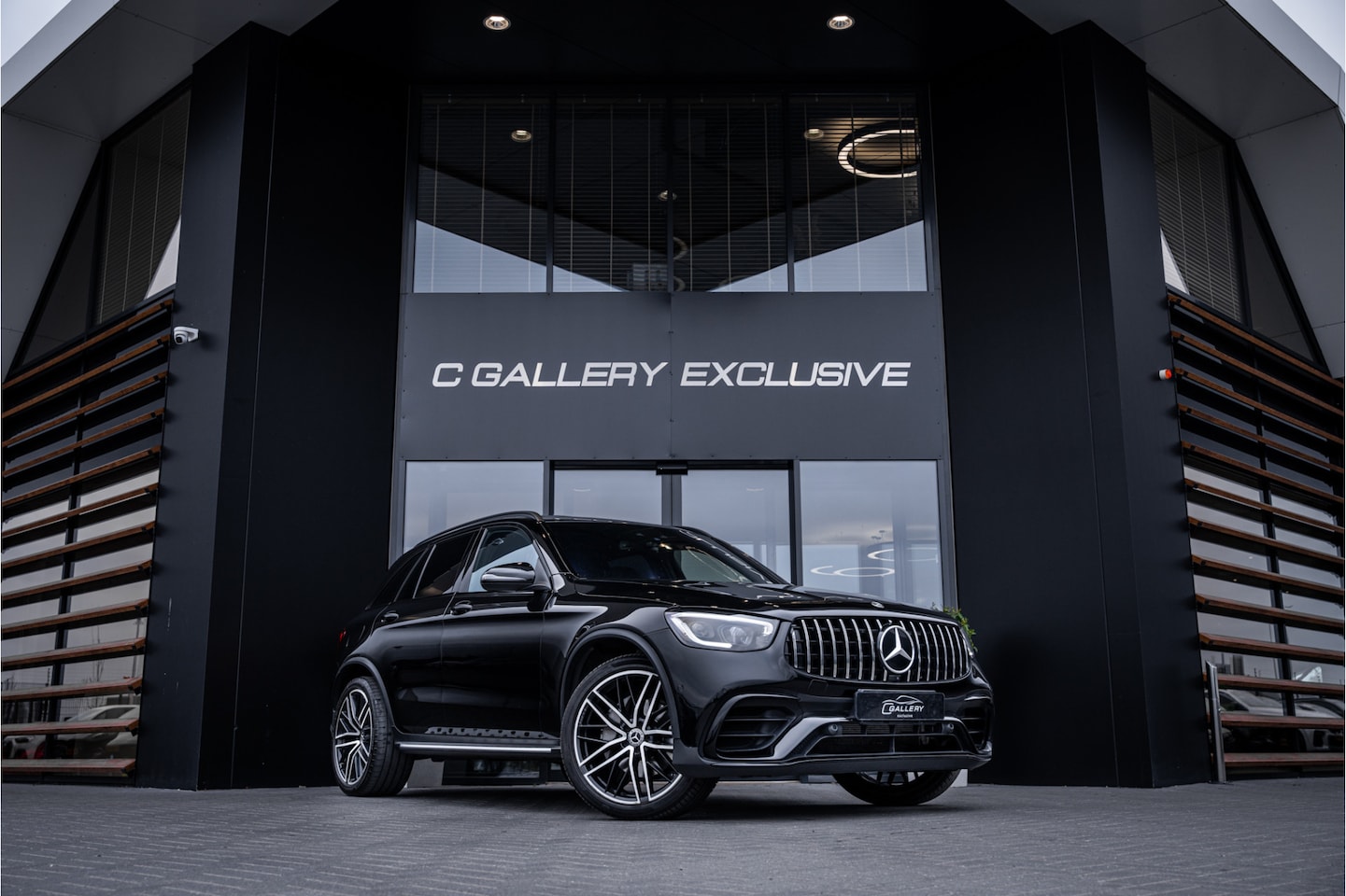 Mercedes-Benz GLC-klasse - GLC200 4MATIC Premium Plus - AMG Line | Panorama | Burmester | Memory - AutoWereld.nl