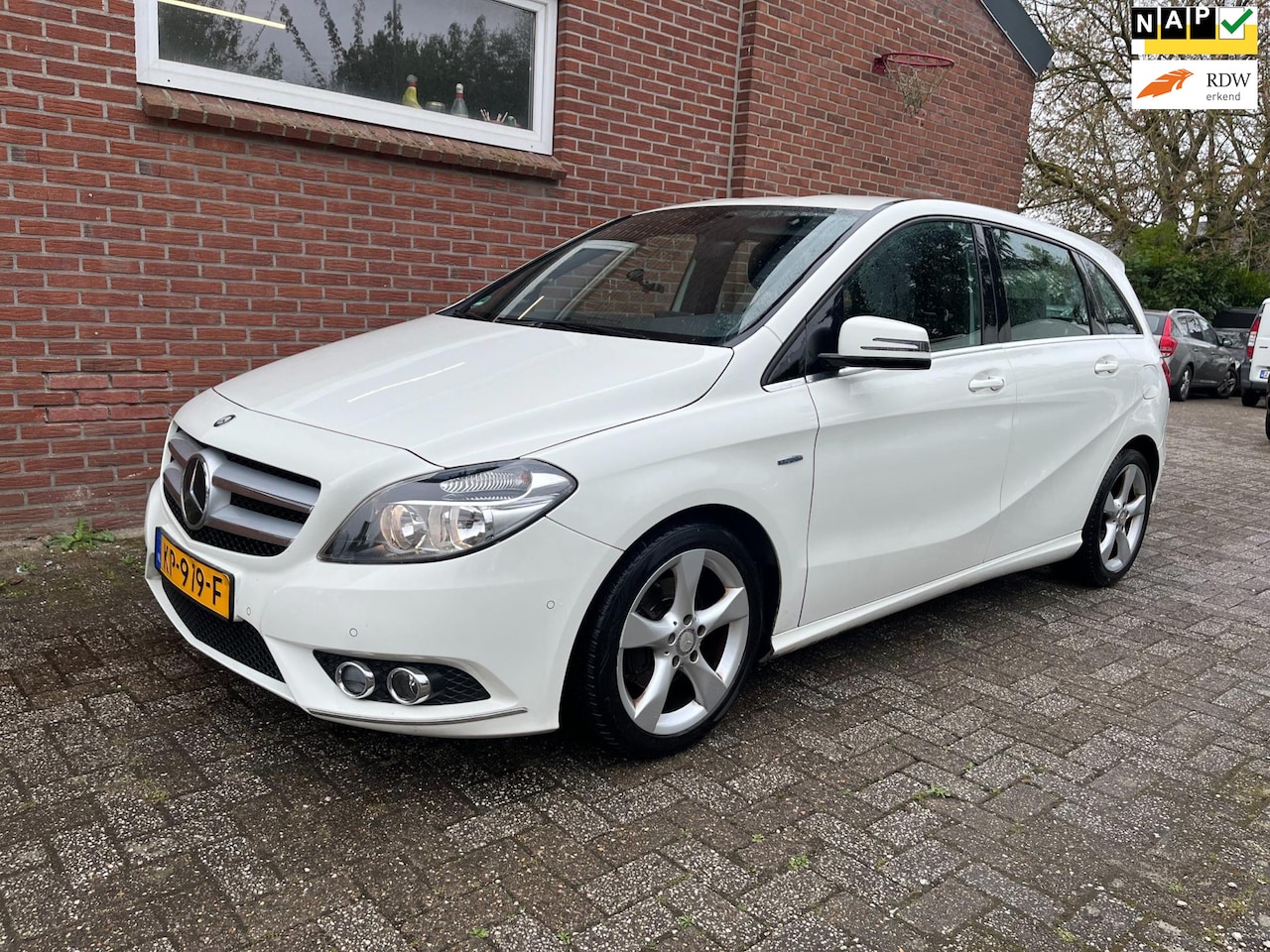 Mercedes-Benz B-klasse - 180 Ambition 180 Ambition - AutoWereld.nl