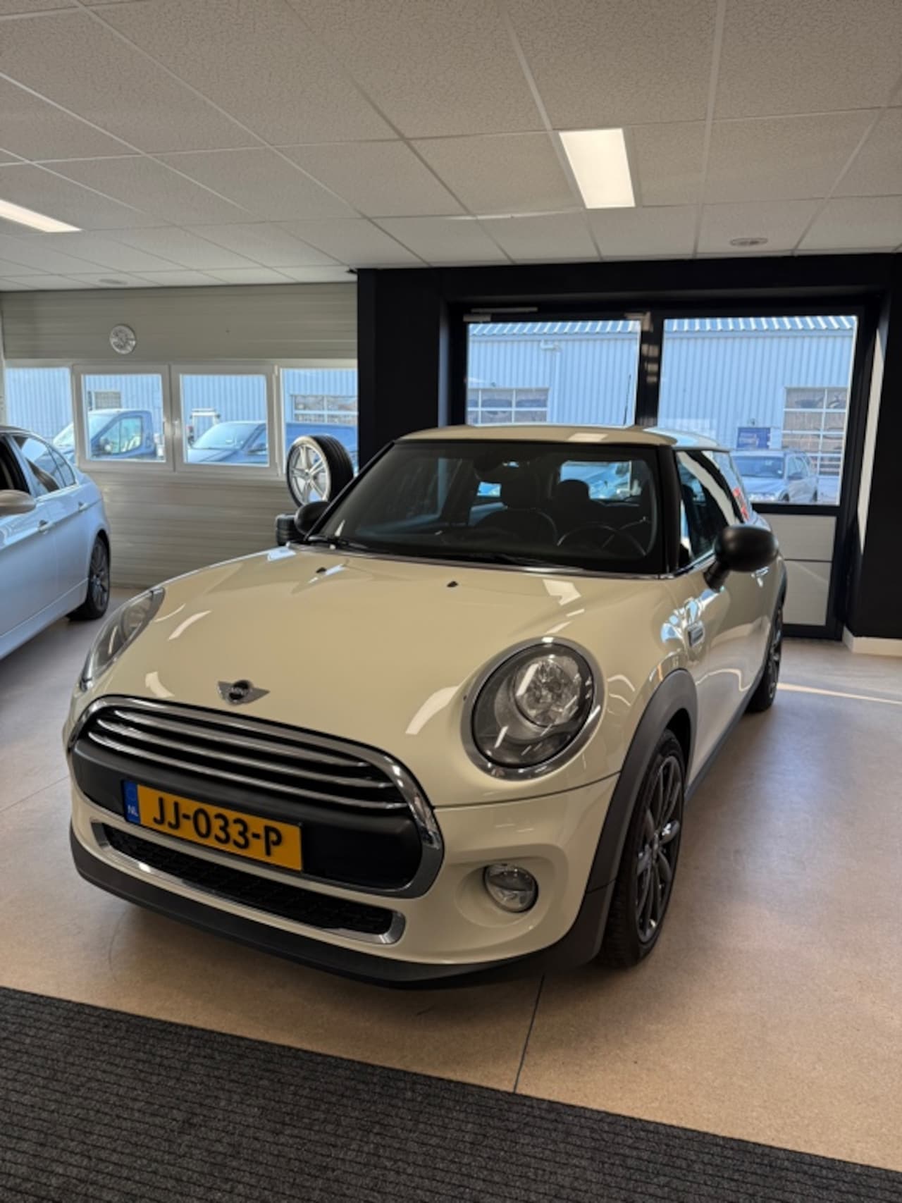 MINI One - Mini 1.2 Business - AutoWereld.nl