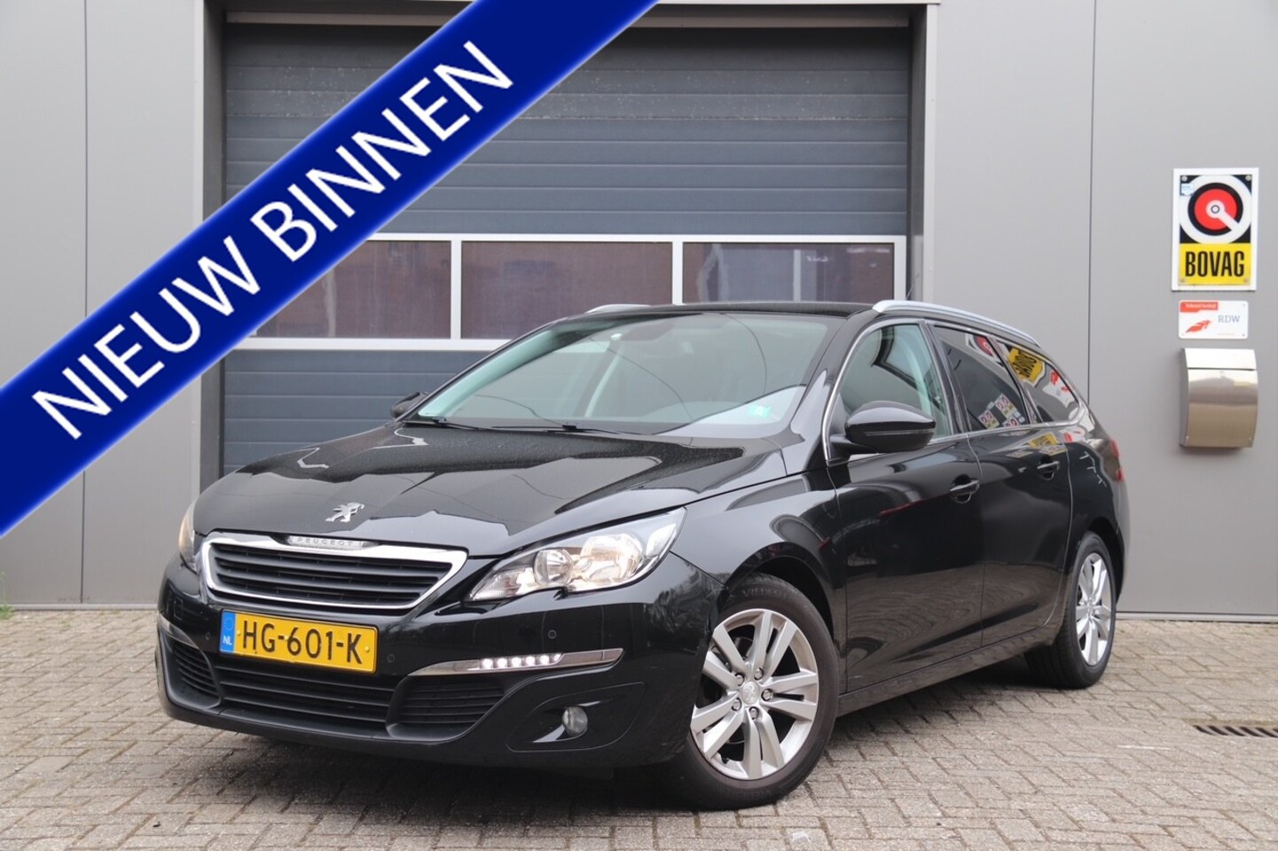 Peugeot 308 SW - 1.6 BlueHDI Blue Lease Executive Pack 1.6 BlueHDI Blue Lease Executive Pack, Panoramadak, Trekhaak - AutoWereld.nl