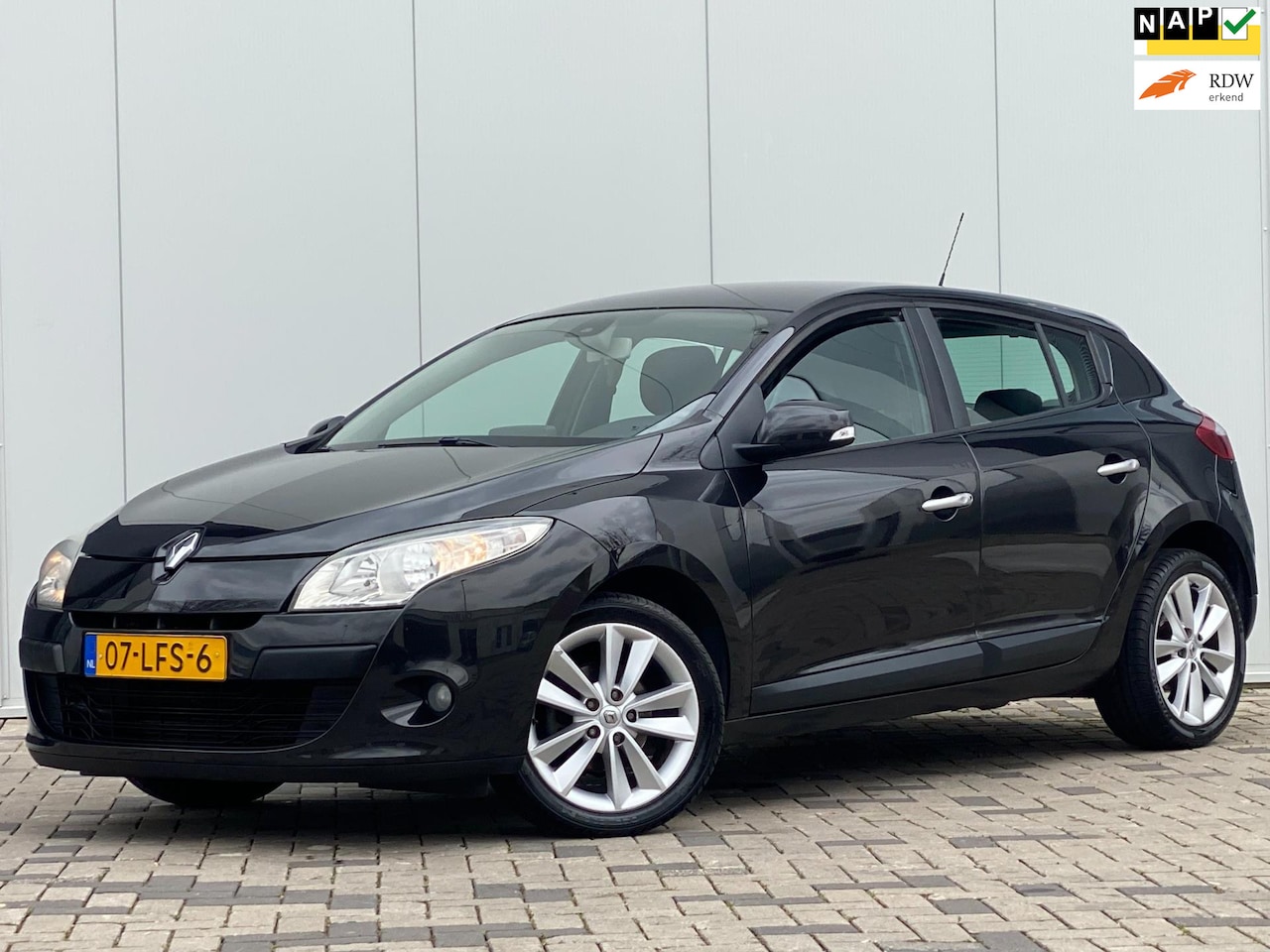 Renault Mégane - 1.5 dCi Celsium NAVI - AutoWereld.nl