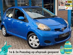 Toyota Aygo - 1.0-12V Comfort Navigator 2011NAVI AIRCO NAP