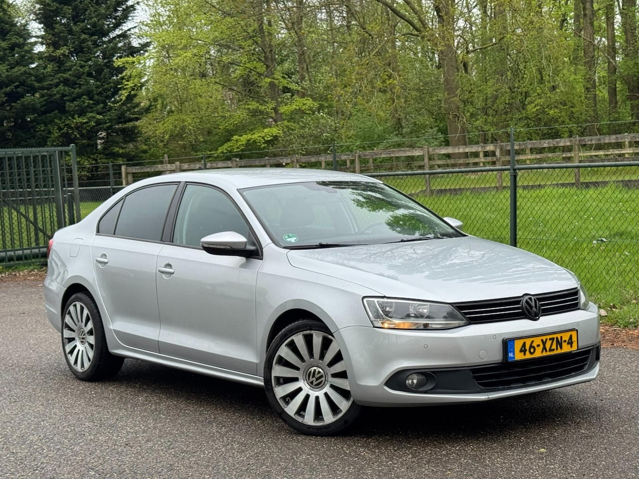 Volkswagen Jetta - 1.2 TSI Comfortline /Navi/Xenon/Airco/ - AutoWereld.nl