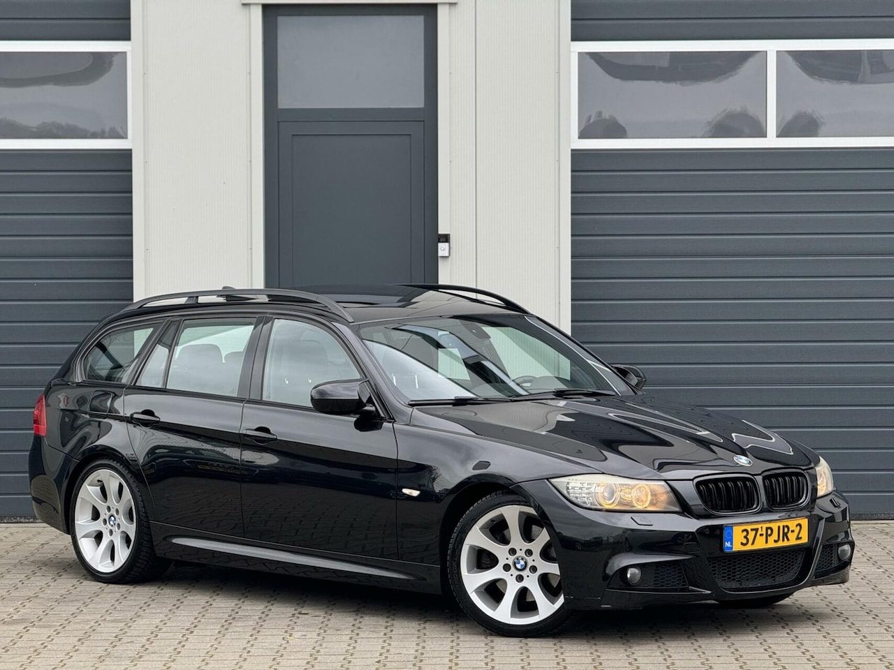 BMW 3-serie Touring - 330d High Executive 330d High Executive - AutoWereld.nl