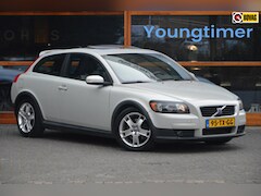 Volvo C30 - 2.5 T5 | Youngtimer | 5 Cilinder | Stoelverwarming | Schuif/Kantel Dak | Dealer Onderhoude