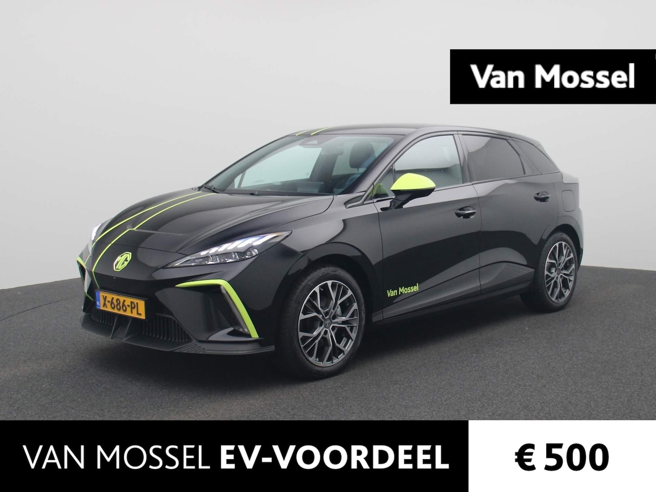 MG 4 - Long Range Luxury 64 kWh | Speciale Striping | 18'' Velgen | Navigatie | 360 Camera | Led - AutoWereld.nl