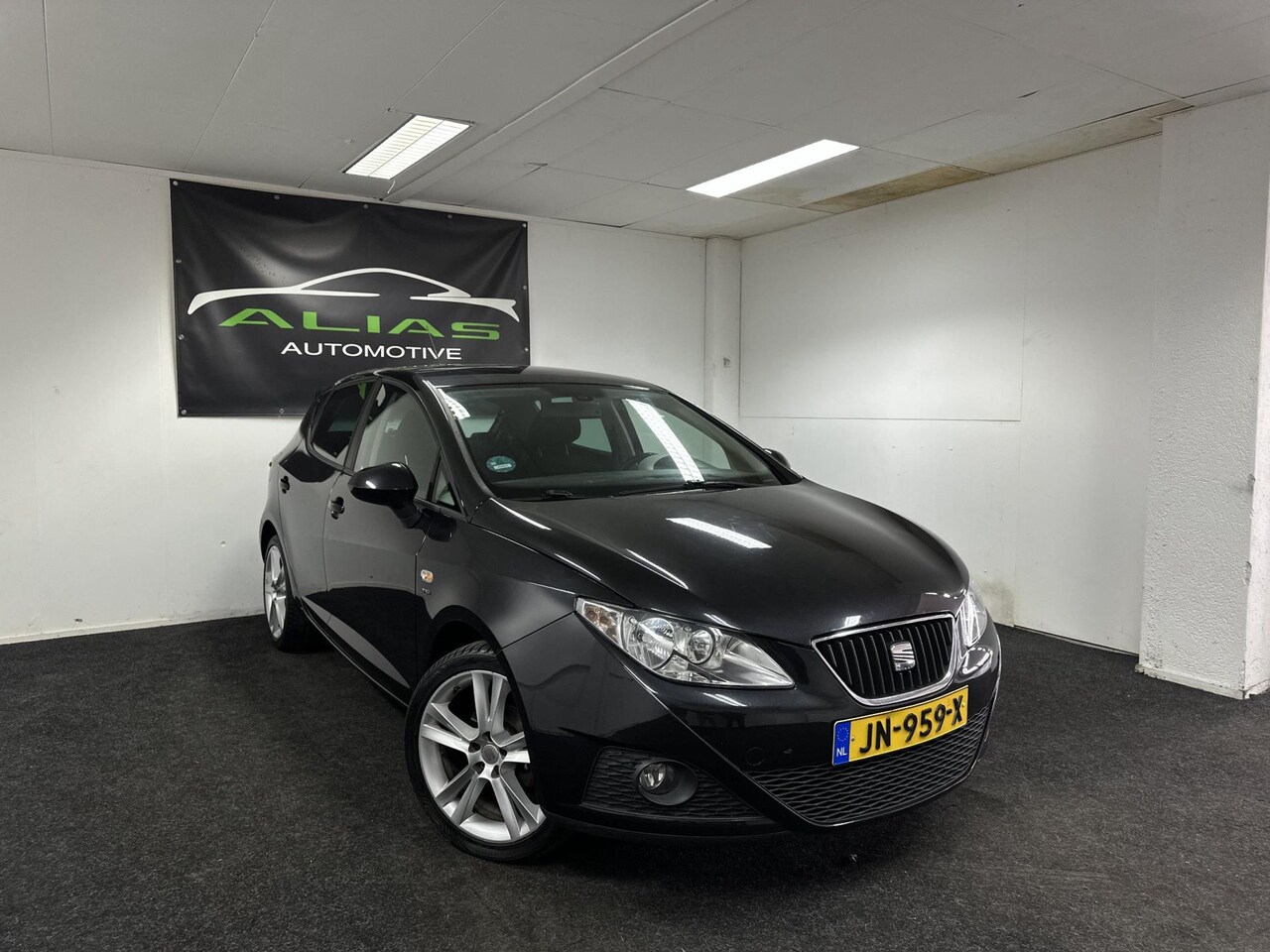 Seat Ibiza - 1.2 TSI Sport 2011 AIRCO - Cruise Control - LED - APK 2026 - NAP! - AutoWereld.nl