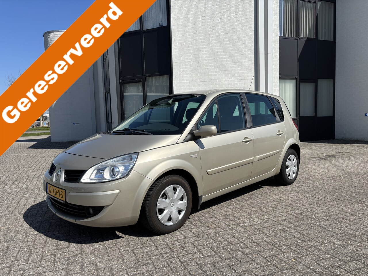 Renault Scénic - 1.6-16V Business Line Automaat 112 PK. Slechts 77.000 KM !!! Tweede eigenaar !! - AutoWereld.nl