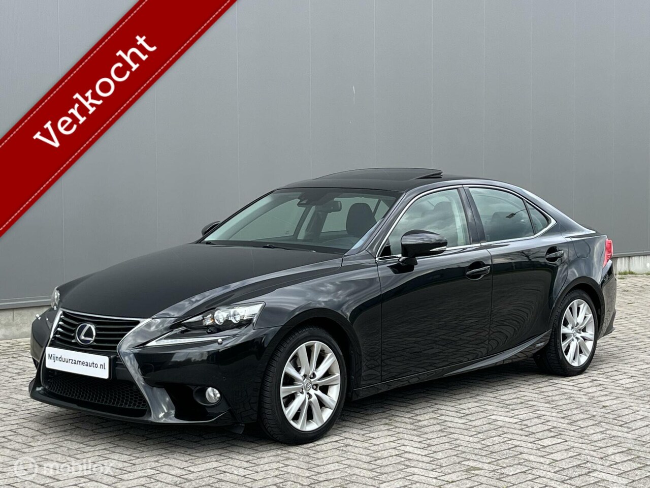Lexus IS - 300h aut. LED , Stuur VV, Schuifdak, Dealer , Top - AutoWereld.nl