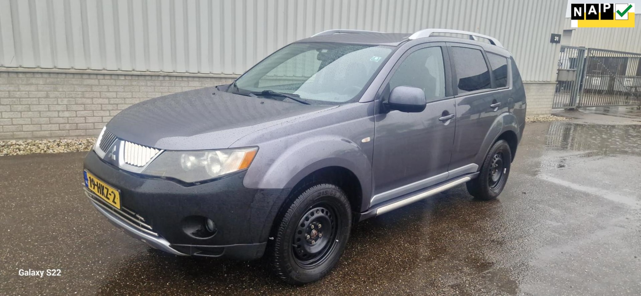 Mitsubishi Outlander - 2.4 Inspire 2WD 2.4 Inspire 2WD - AutoWereld.nl
