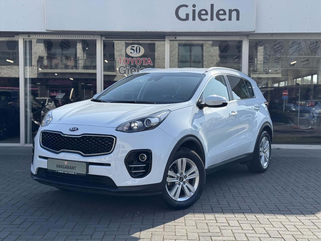 Kia Sportage - 1.6 GDi DynamicLine | Trekhaak, Parkeersensoren, Apple CarPlay/Android Auto, Navigatie, 17 - AutoWereld.nl