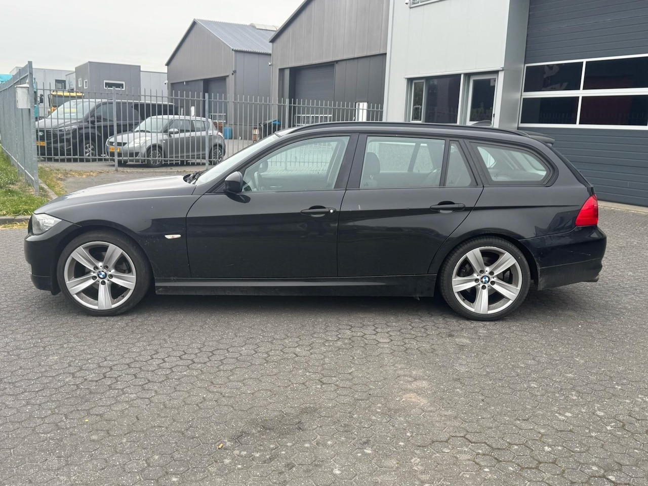 BMW 3-serie Touring - 318i High Executive euro5 - AutoWereld.nl