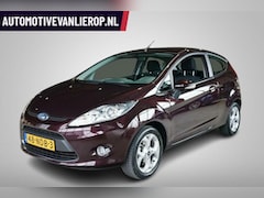 Ford Fiesta - 1.25 Titanium AIRCO | NL AUTO NAP | TREKHAAK