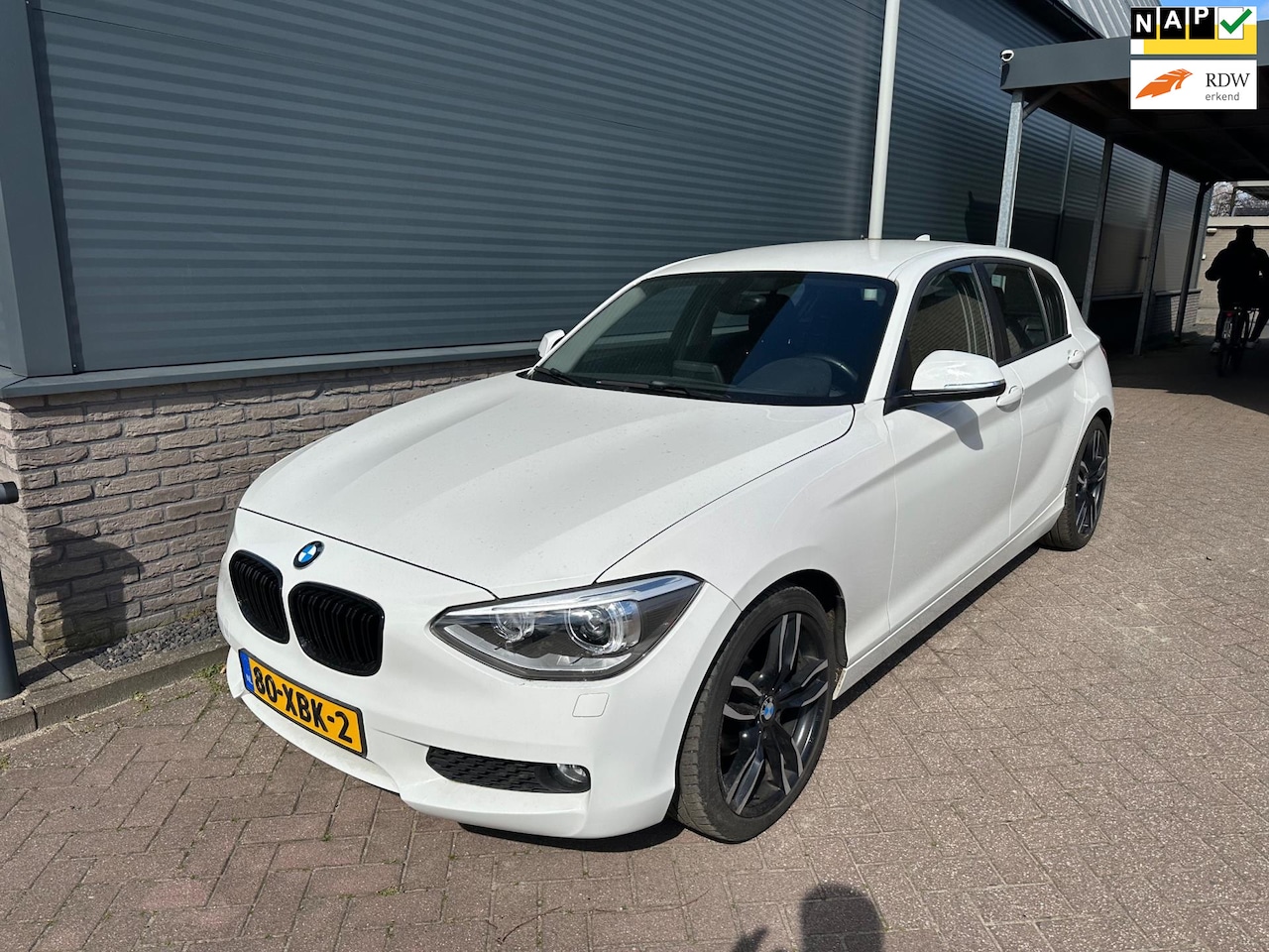 BMW 1-serie - 116i Business 116i Business+ - AutoWereld.nl