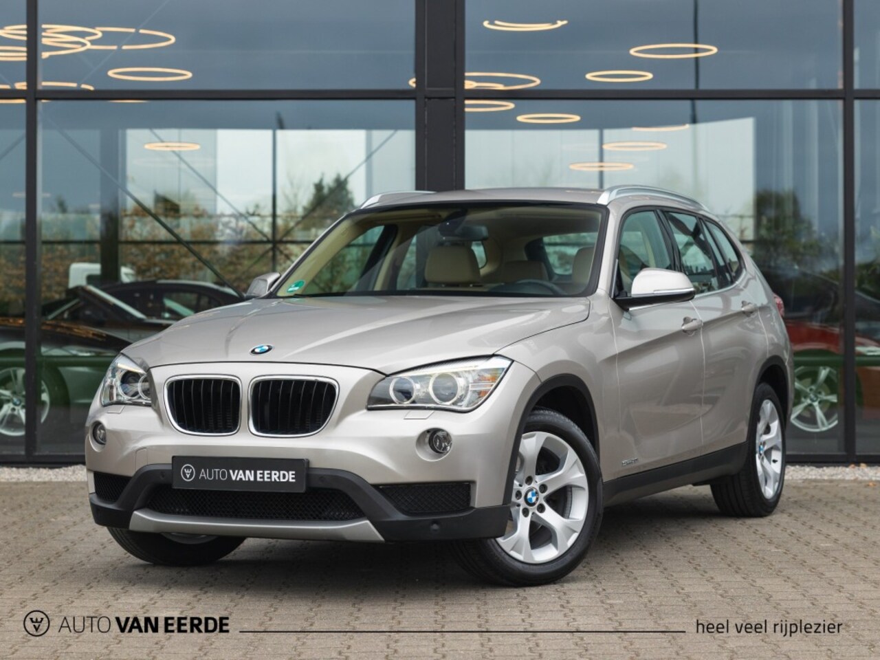 BMW X1 - sDrive20i Aut8. - Sportst./leer/memory, trekhk. etc - AutoWereld.nl
