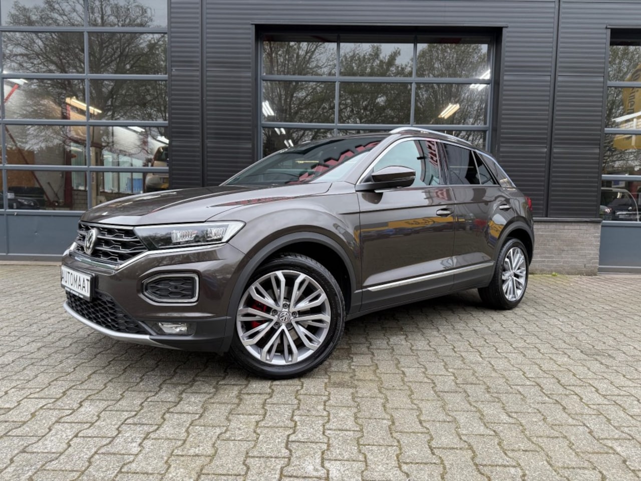 Volkswagen T-Roc - 1.5 TSI SPORT BJ.2019 AUTOMAAT VIRTUAL ACC TREKHAAK - AutoWereld.nl