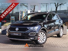 Volkswagen T-Roc - 1.5 Sport TSI 150pk | LED | Navi | Adaptive Cruise | Virtual | Sensoren | DAB | Climate