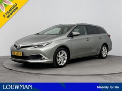 Toyota Auris Touring Sports - 1.8 Hybrid Executive