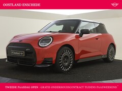 MINI Cooper - Hatchback E / JCW / Pakket M / 18 inch JCW Lap Spoke 2-tone