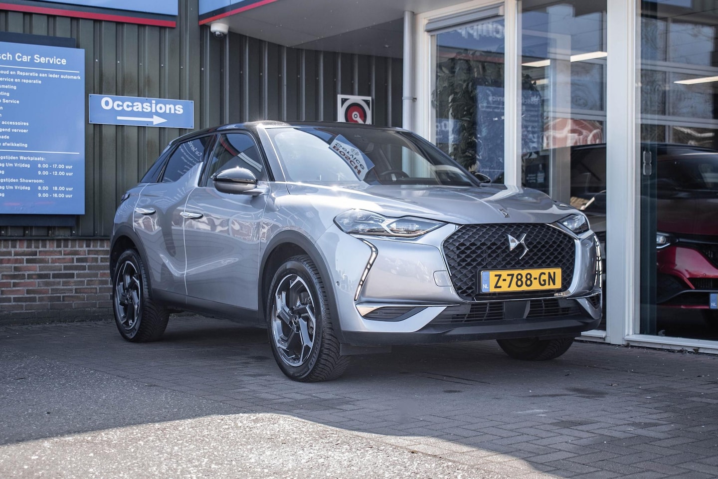 DS 3 Crossback - 1.2 PureTech 130pk Aut Rivoli - AutoWereld.nl