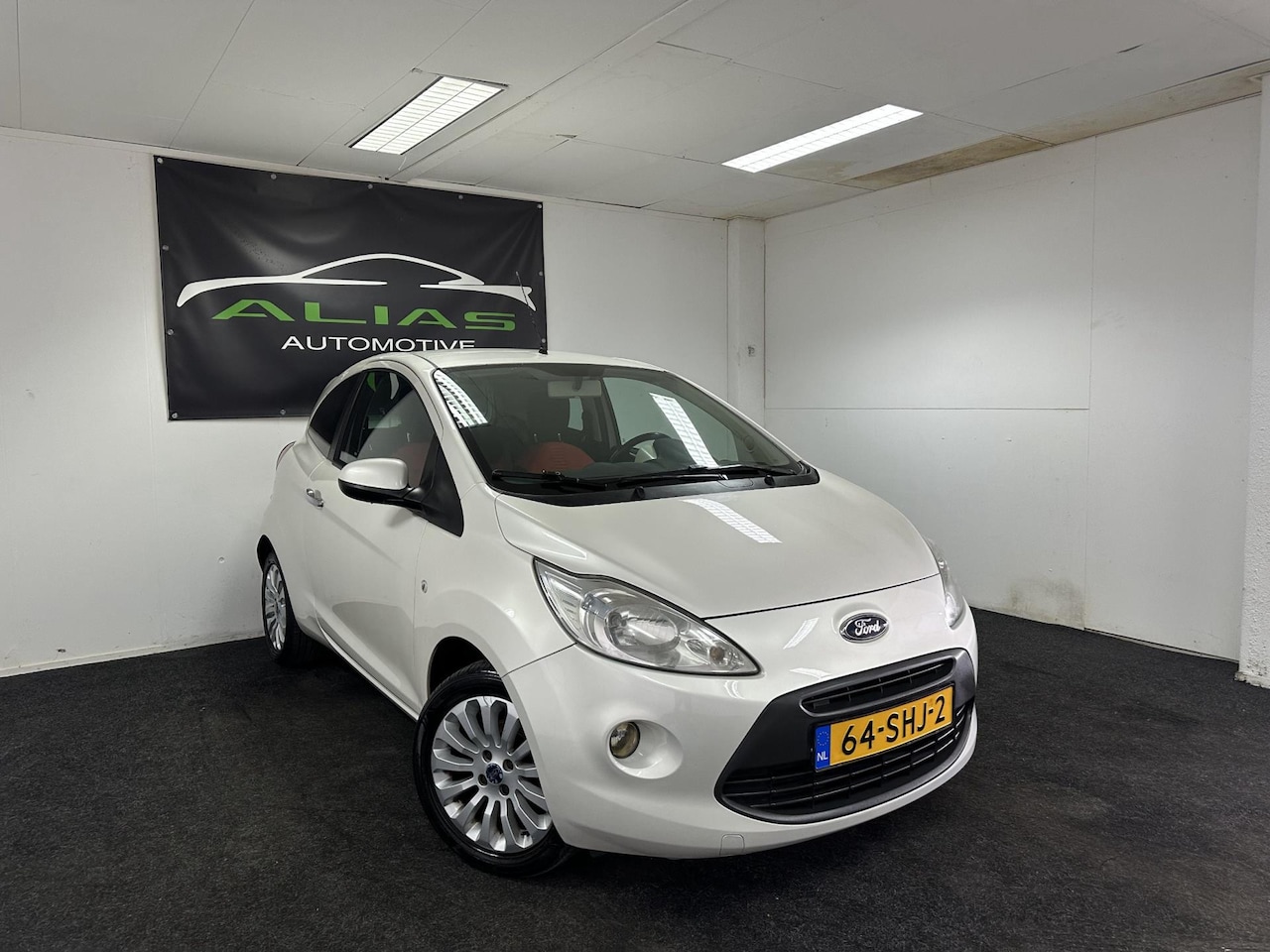 Ford Ka - 1.2 Titanium X start/stop 2011 AIRCO - APK 2026 - NAP! - AutoWereld.nl