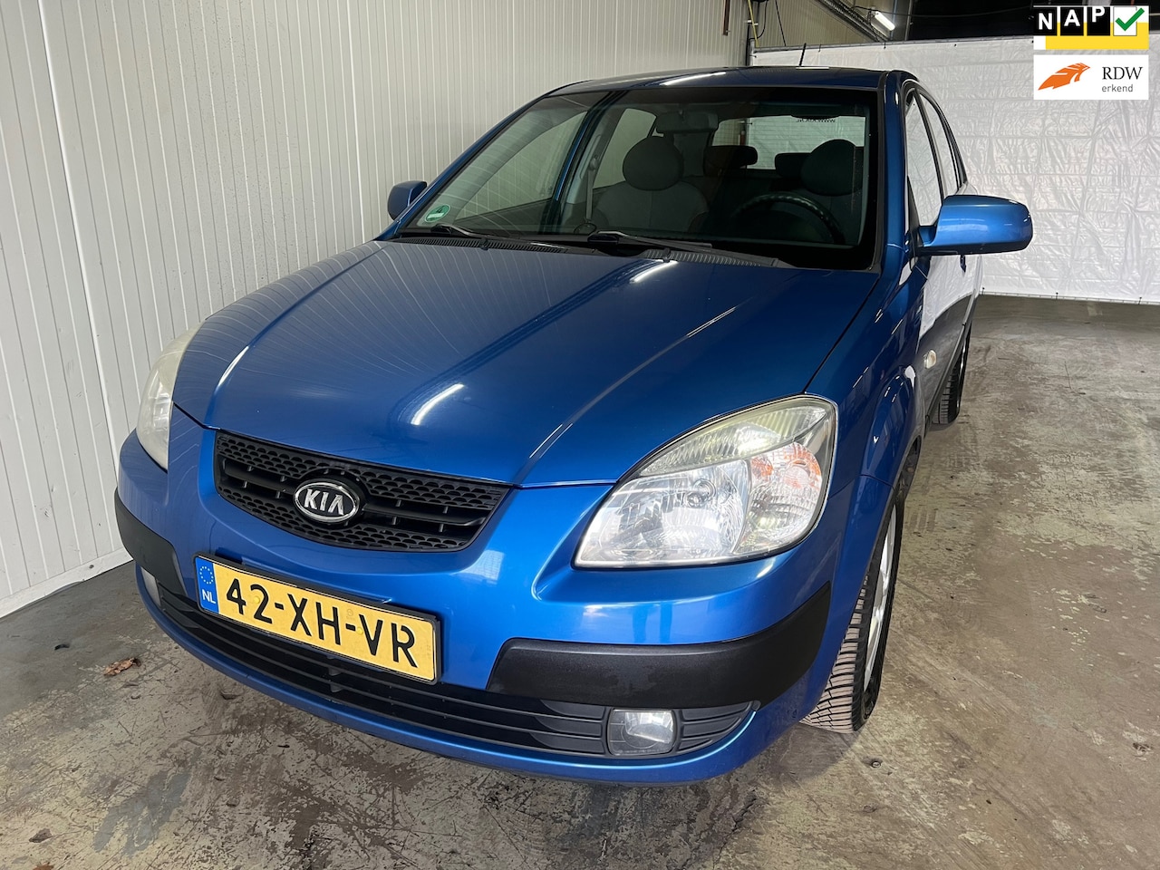 Kia Rio - 1.4 Festival 5 drs AIRCO IJSKOUD - AutoWereld.nl