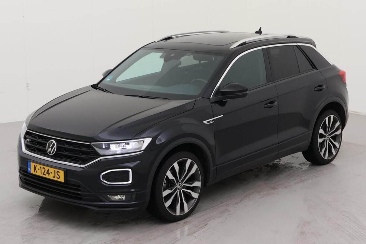 Volkswagen T-Roc - 1.5 TSI Sport Business R-LINE - AutoWereld.nl
