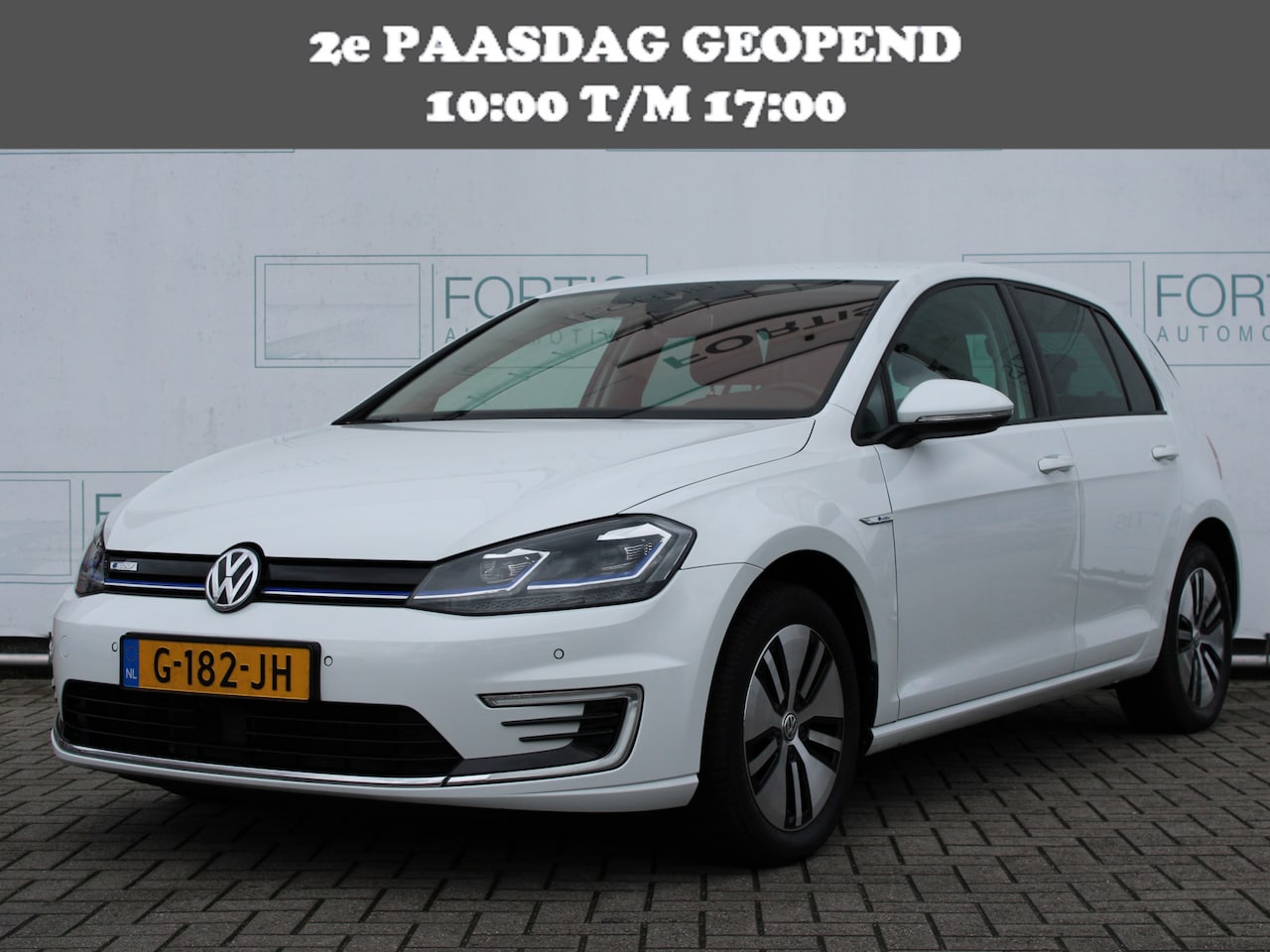 Volkswagen e-Golf - e-Golf NL AUTO | VIRTUAL COCKPIT | LEDER | CAMERA | STOELVERW | ! 2DE PAASDAG GEOPEND VAN - AutoWereld.nl
