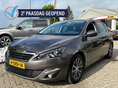 Peugeot 308 - 1.6 Benzine 2014 5-Deurs Xenon / LED Panorama