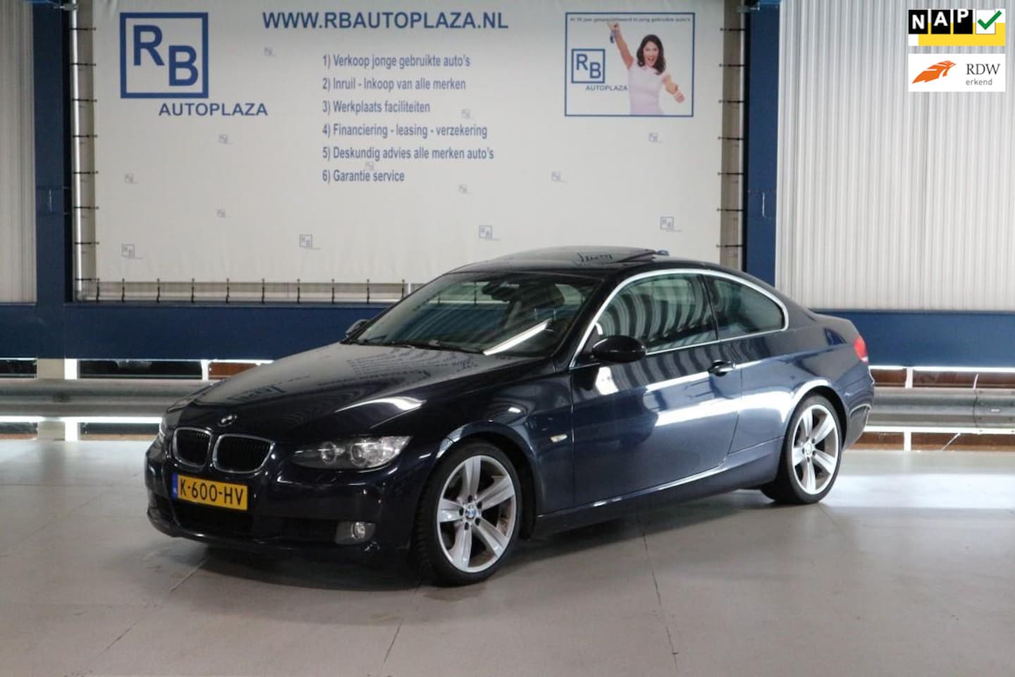 BMW 3-serie Coupé - 330xi AUT / LEER / XENON / DAK / FULL SERVICE HISTORIE ! ! ! - AutoWereld.nl