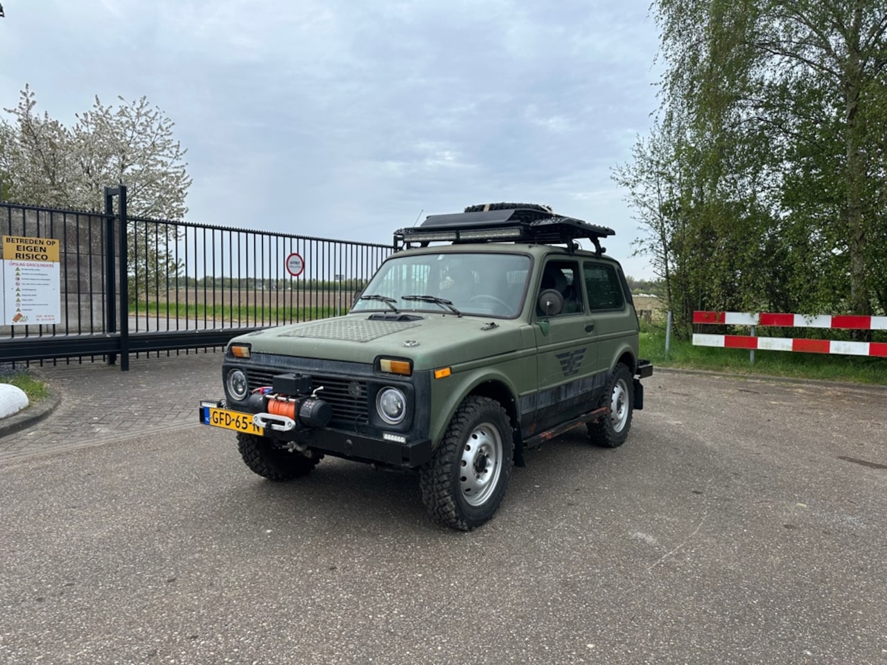 Lada Niva - 1.7i 1.7i - AutoWereld.nl