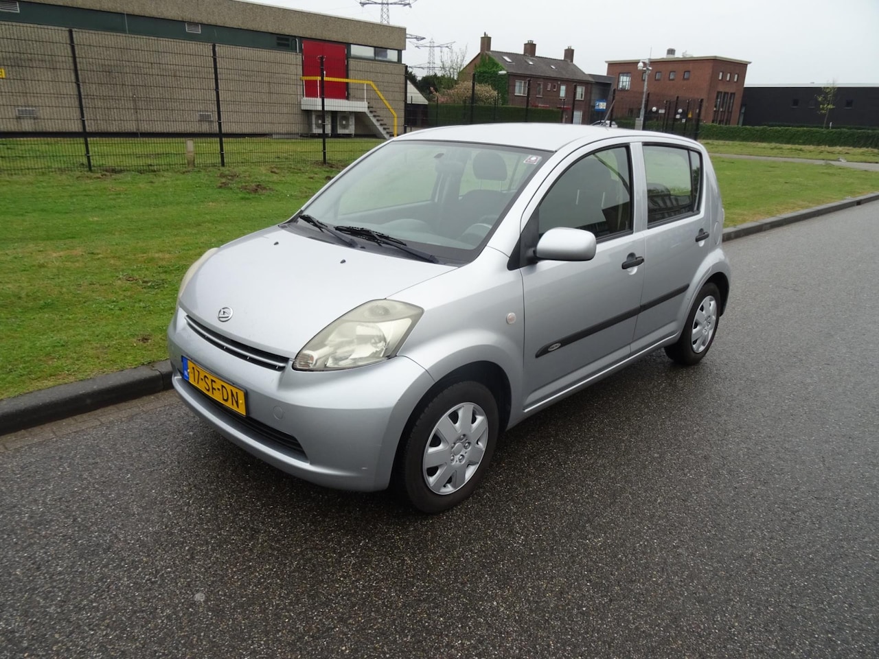 Daihatsu Sirion 2 - 1.3-16V Comfort 1.3-16V Comfort - AutoWereld.nl